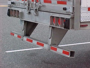 gaurds on tractor trailer to protect under ride crash